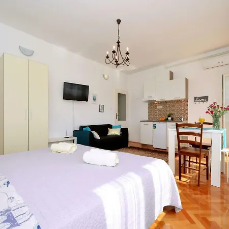 Studio Andela Apartment *