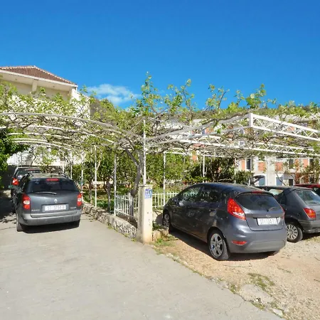 Apartment Studio Andela Marina